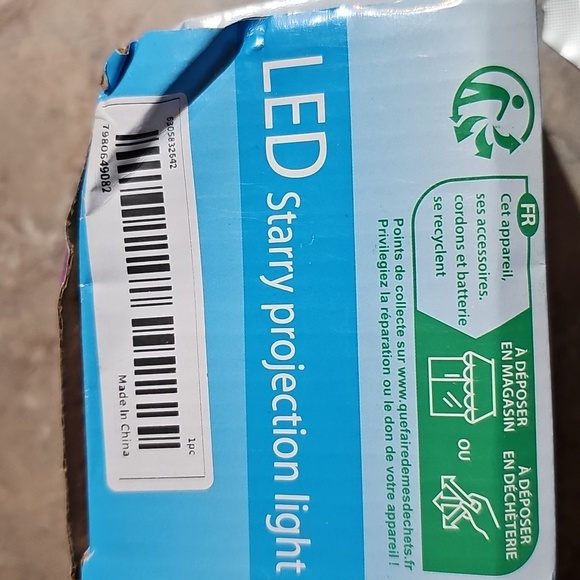 Q6 LED Starry Projection Light - Picture 2 of 2